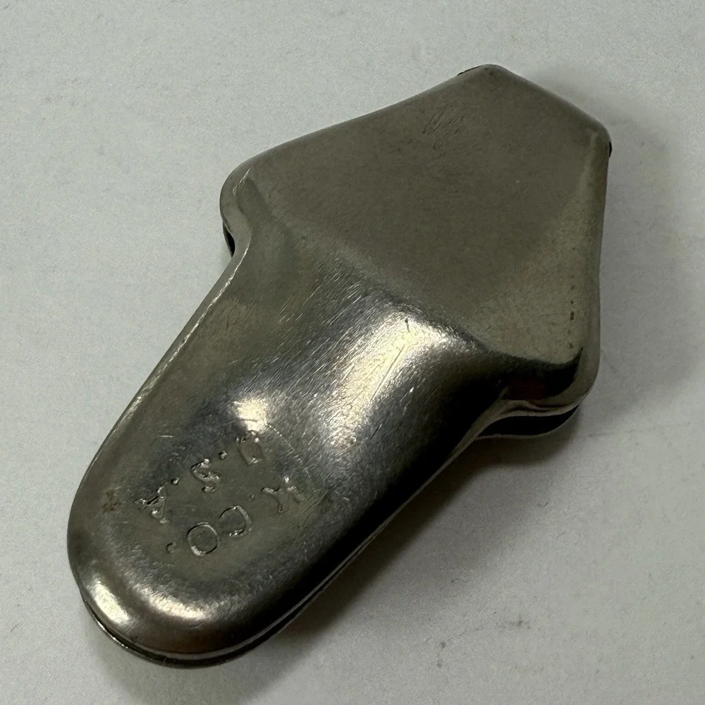 Vintage Arrow K. Co USA Silver Tone Metal Curtain Rod Guide‎ Device Tool Gadget